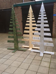 Kerstbomen van steigerhout